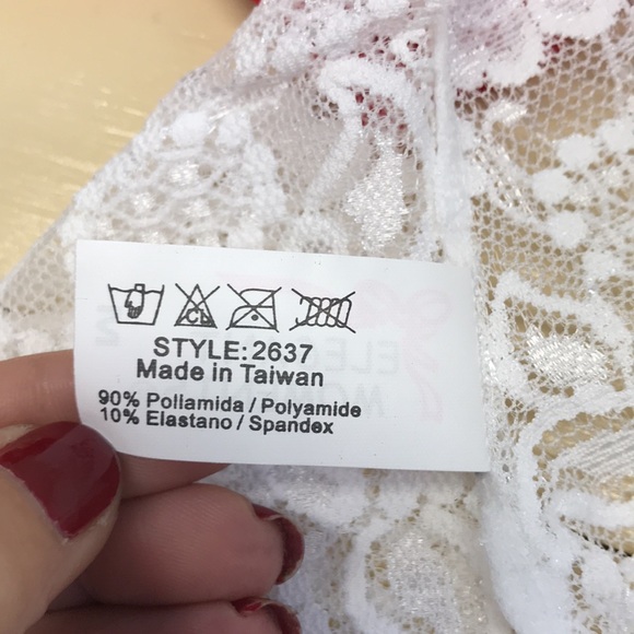 Panties cheeky medium lace booty shorts NWT - Picture 3 of 3